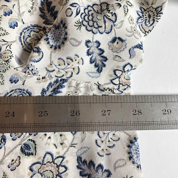 Rose + Olive Shirt Womens 3XL White Blue Floral Boho Blouse Lightweight Tunic - Picture 8 of 9